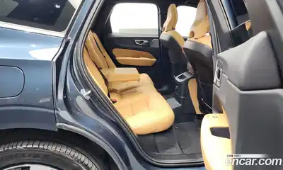 Volvo XC60 2025 2.0 Автомат в Москве № 212809, миниатюра 5