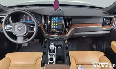 Volvo XC60 2025 2.0 Автомат в Москве № 212809, миниатюра 8