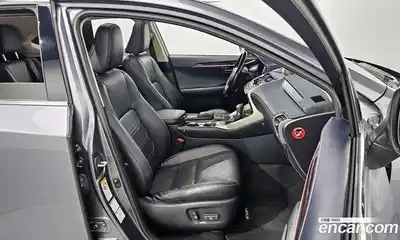 Lexus NX 2017 2.5 Автомат в Москве № 214678, миниатюра 5