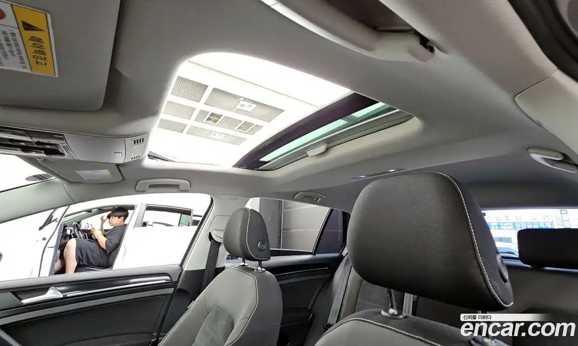 Volkswagen Golf 2013 2.0 Автомат в Москве № 215003, фото 9