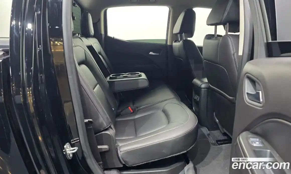 Chevrolet Colorado 2021 3.6 Автомат в Москве № 215821, фото 17