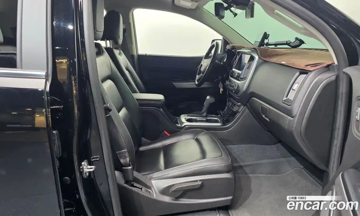 Chevrolet Colorado 2021 3.6 Автомат в Москве № 215821, фото 7