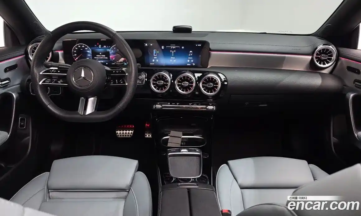 Mercedes-Benz CLA-Class 2024 2.0 Автомат в Москве № 217561, фото 11