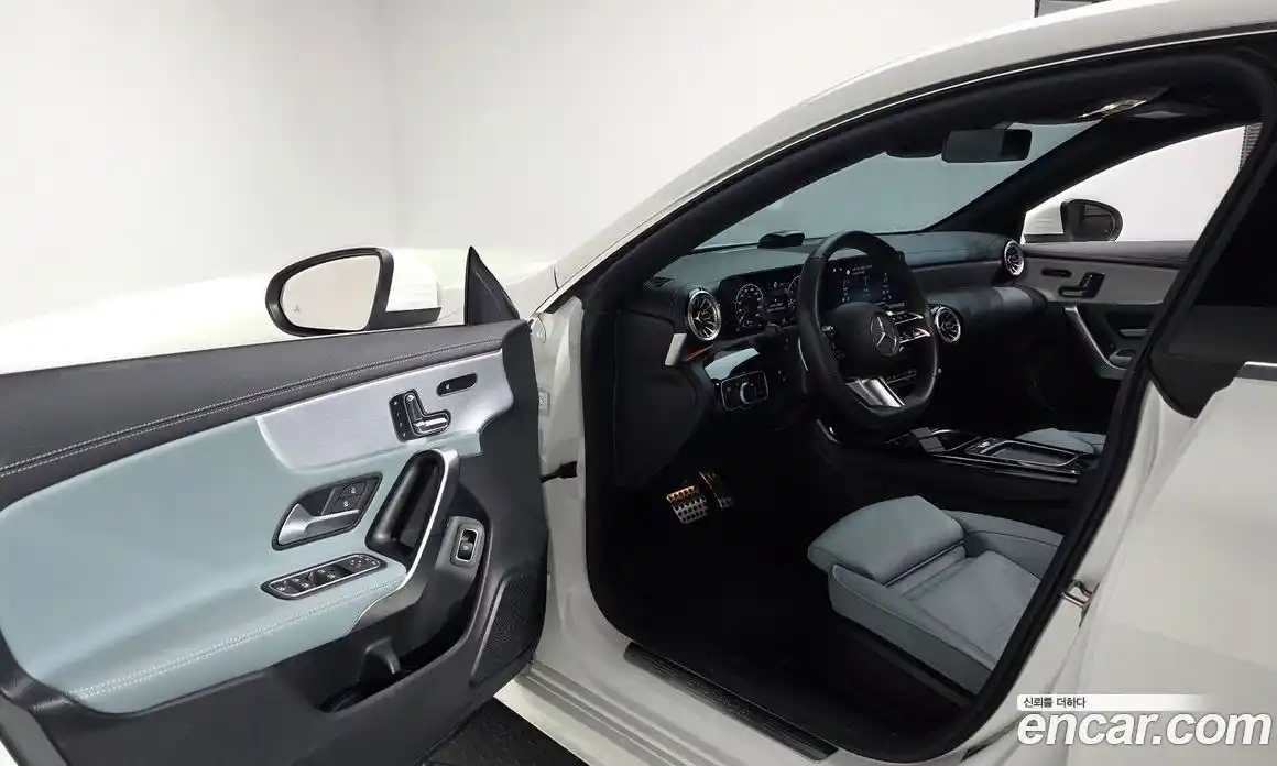 Mercedes-Benz CLA-Class 2024 2.0 Автомат в Москве № 217561, фото 16