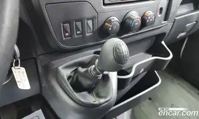 Renault Master 2019 2.3 Механическая в Москве № 219965, миниатюра 3