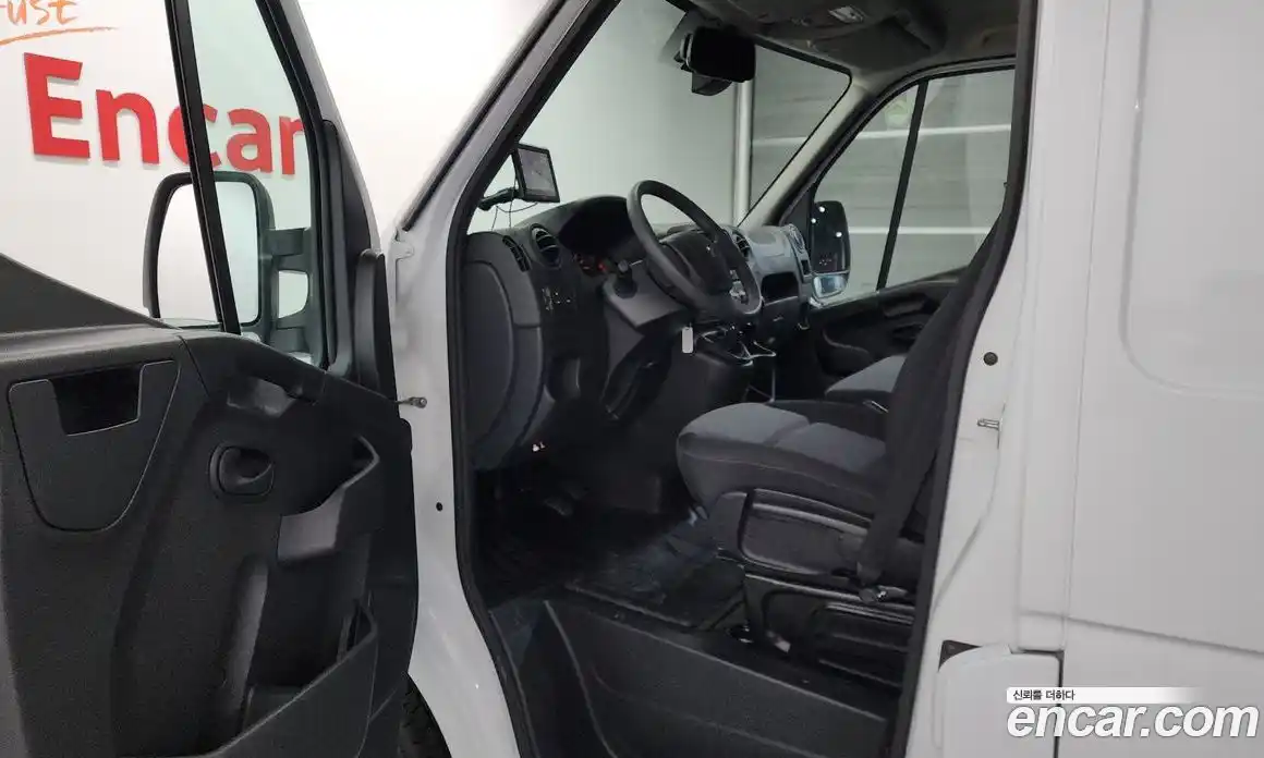 Renault Master 2019 2.3 Механическая в Москве № 219965, фото 5