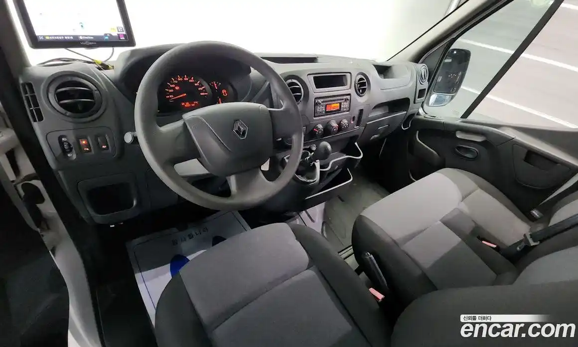 Renault Master 2019 2.3 Механическая в Москве № 219965, фото 7