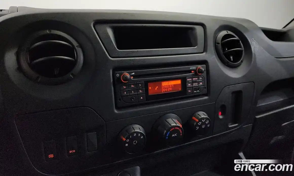 Renault Master 2019 2.3 Механическая в Москве № 219965, фото 10