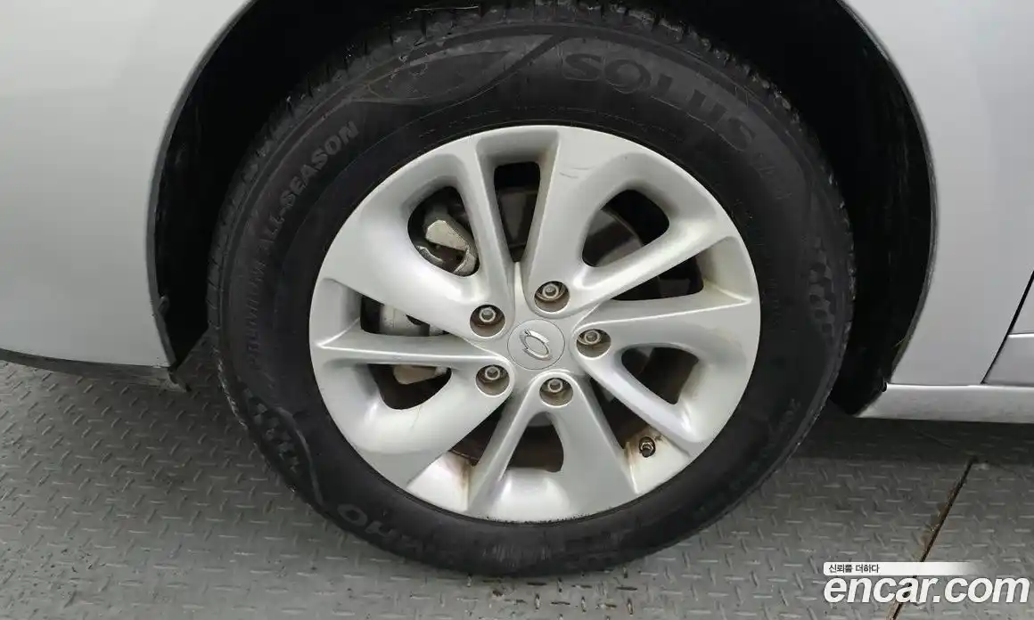 Renault SM3 2016 1.6 Автомат в Москве № 223290, фото 15