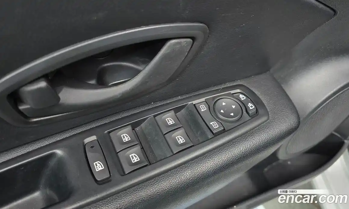 Renault SM3 2016 1.6 Автомат в Москве № 223290, фото 18