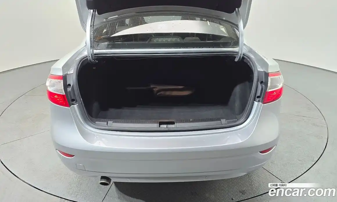 Renault SM3 2016 1.6 Автомат в Москве № 223290, фото 20