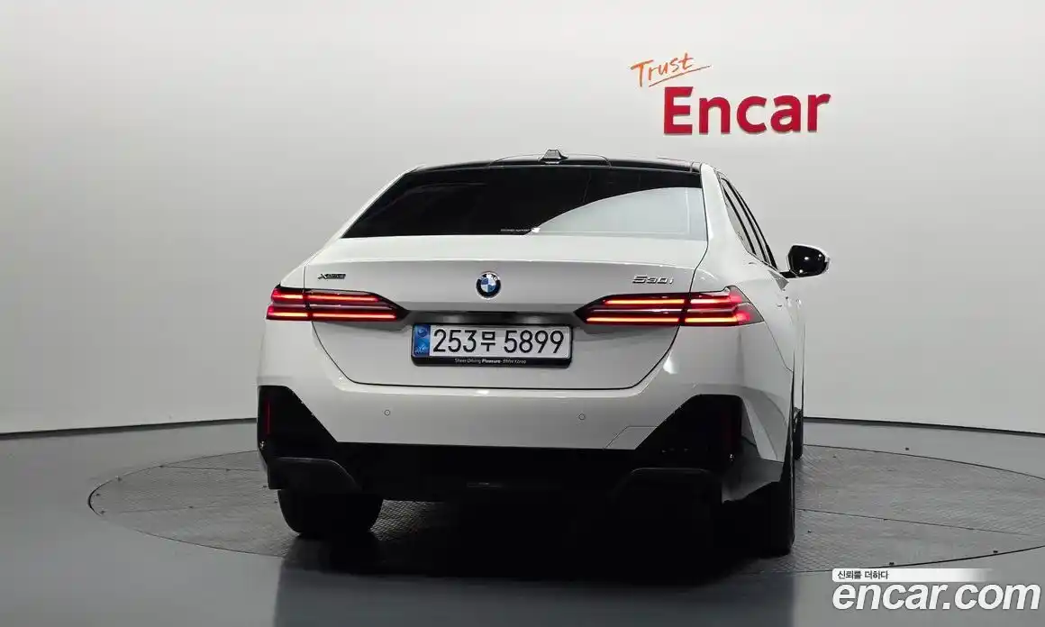 BMW 5-Series 2025 2.0 Автомат в Москве № 227775, фото 16