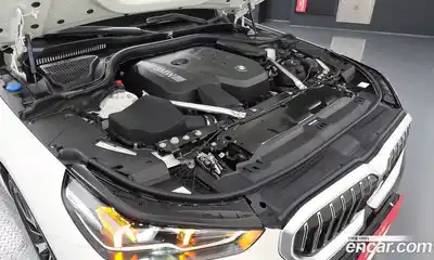 BMW 5-Series 2025 2.0 Автомат в Москве № 227775, миниатюра 3