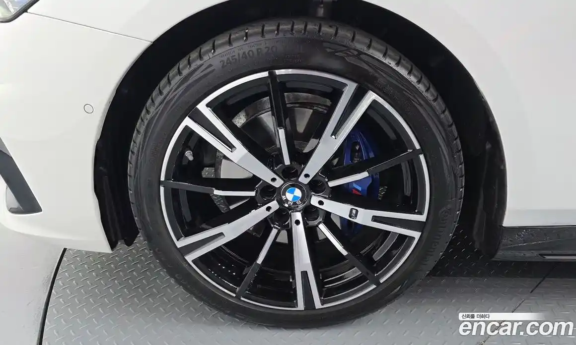 BMW 5-Series 2025 2.0 Автомат в Москве № 227775, фото 8