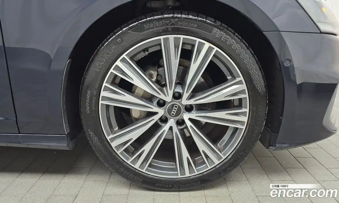 Audi A6 2023 2.0 Автомат в Москве № 230057, фото 2