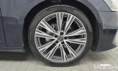 Audi A6 2023 2.0 Автомат в Москве № 230057, миниатюра 2