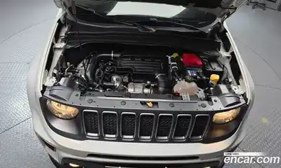 Jeep Renegade 2022 1.3 Автомат в Москве № 232343, миниатюра 5