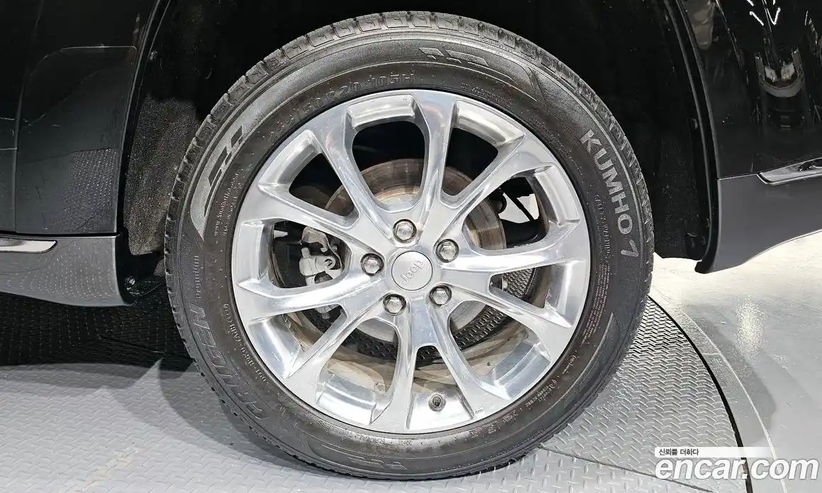 Jeep Cherokee 2020 3.6 Автомат в Москве № 232471, фото 14