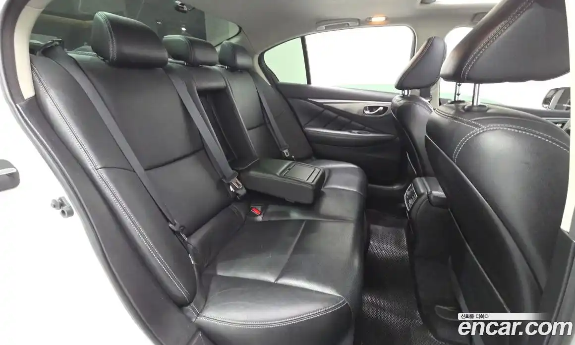 Infiniti Q50 2014 2.1 Автомат в Москве № 251811, фото 18
