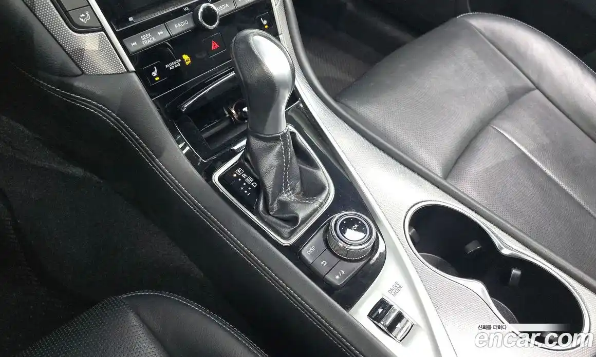 Infiniti Q50 2014 2.1 Автомат в Москве № 251811, фото 9