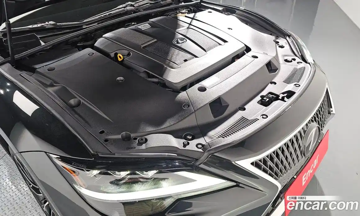 Lexus LS 2023 3.4 Автомат в Москве № 253968, фото 3