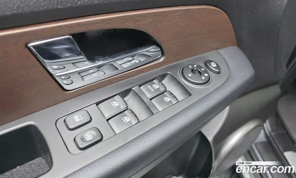 SsangYong Rexton 2015 2.0 Автомат в Москве № 26156, фото 11