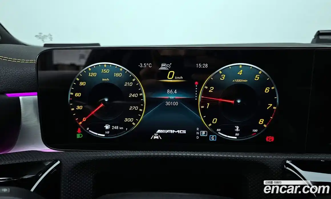 Mercedes-Benz CLA-Class 2023 2.0 Автомат в Москве № 262822, фото 3