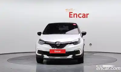 Renault QM3 2018 1.5 Автомат в Москве № 264671, миниатюра 3