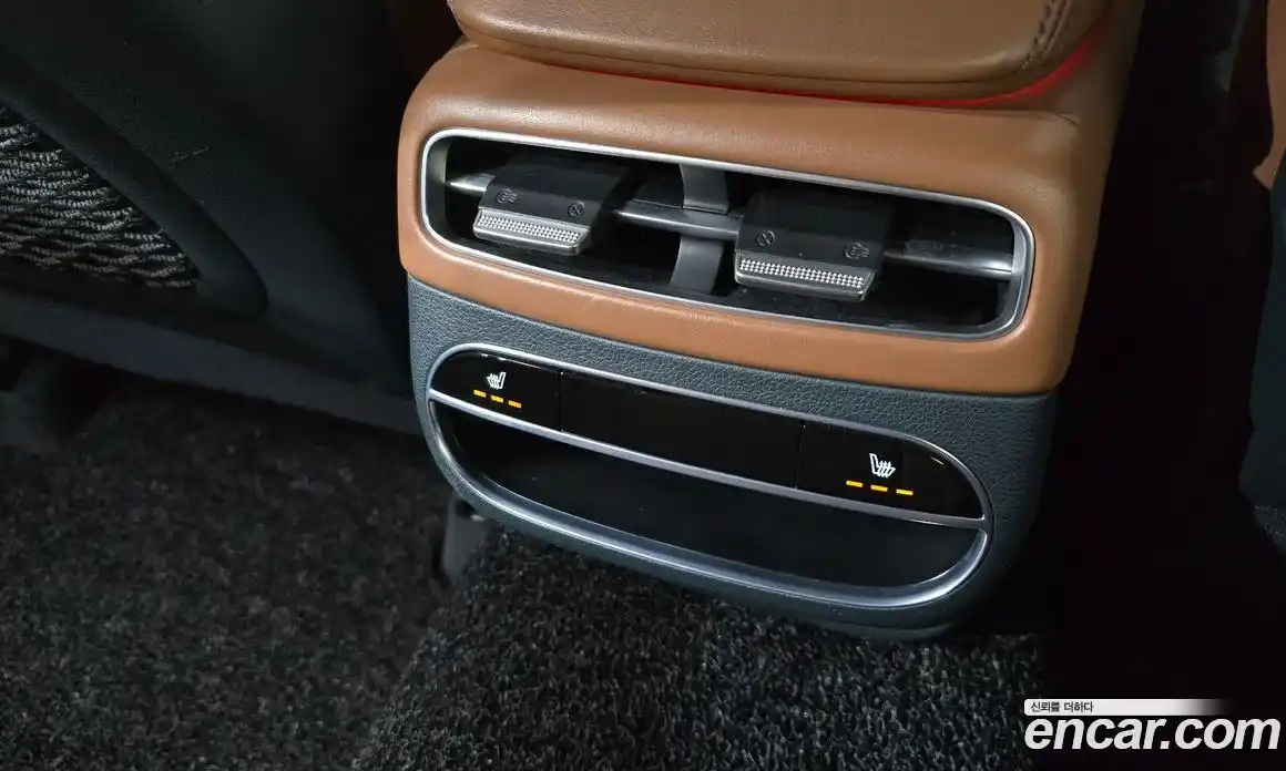 Genesis GV70 2021 2.2 Автомат в Москве № 26705, фото 18