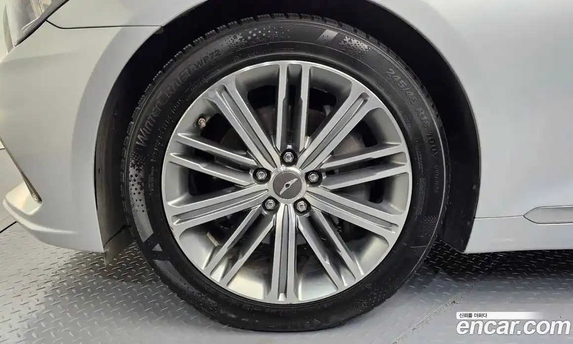 Genesis G80 2017 3.3 Автомат в Москве № 26741, фото 6