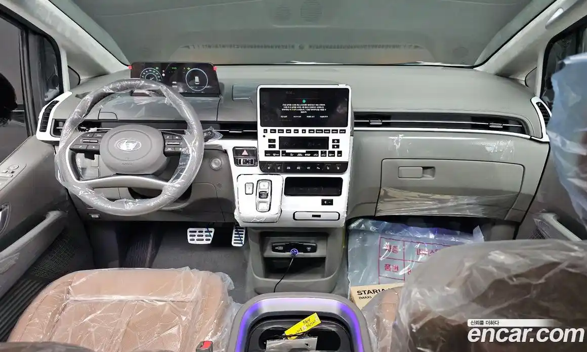 Hyundai Staria 2025 1.6 Автомат в Москве № 273722, фото 16