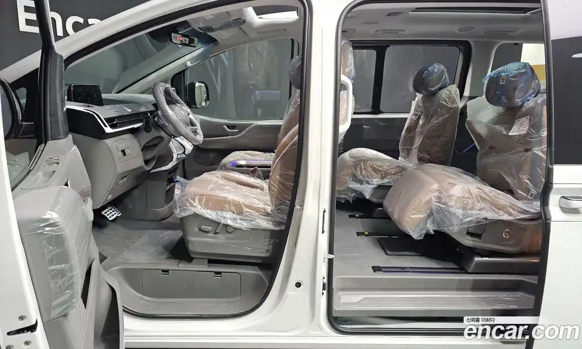 Hyundai Staria 2025 1.6 Автомат в Москве № 273722, фото 20