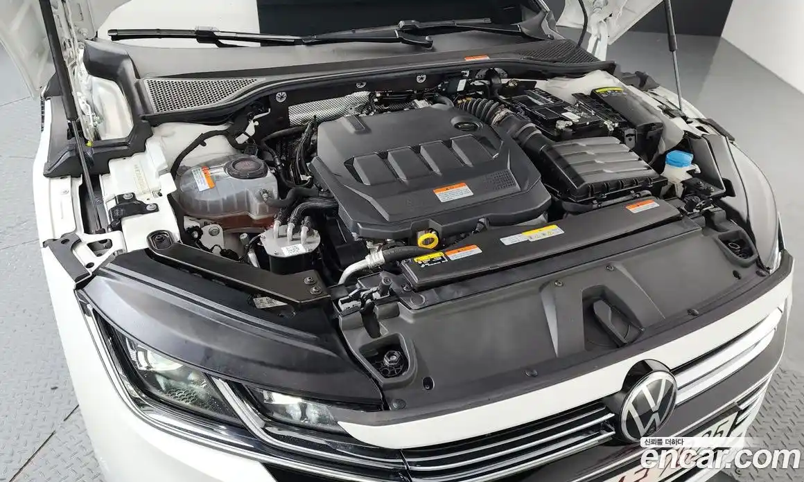 Volkswagen Arteon 2023 2.0 Автомат в Москве № 276219, фото 10