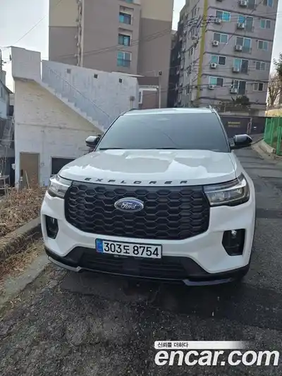 Ford Explorer 2025 2.3 Автомат в Москве № 284279, миниатюра 3