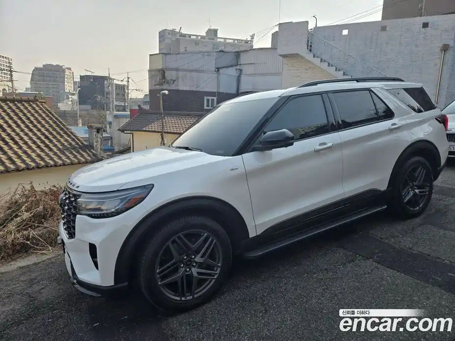 Ford Explorer 2025 2.3 Автомат в Москве № 284279, фото 4