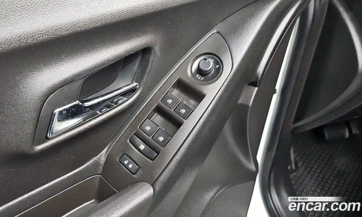 Chevrolet Trax 2016 1.6 Автомат в Москве № 296931, фото 14