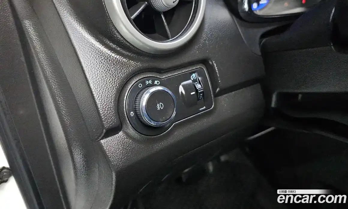 Chevrolet Trax 2016 1.6 Автомат в Москве № 296931, фото 20