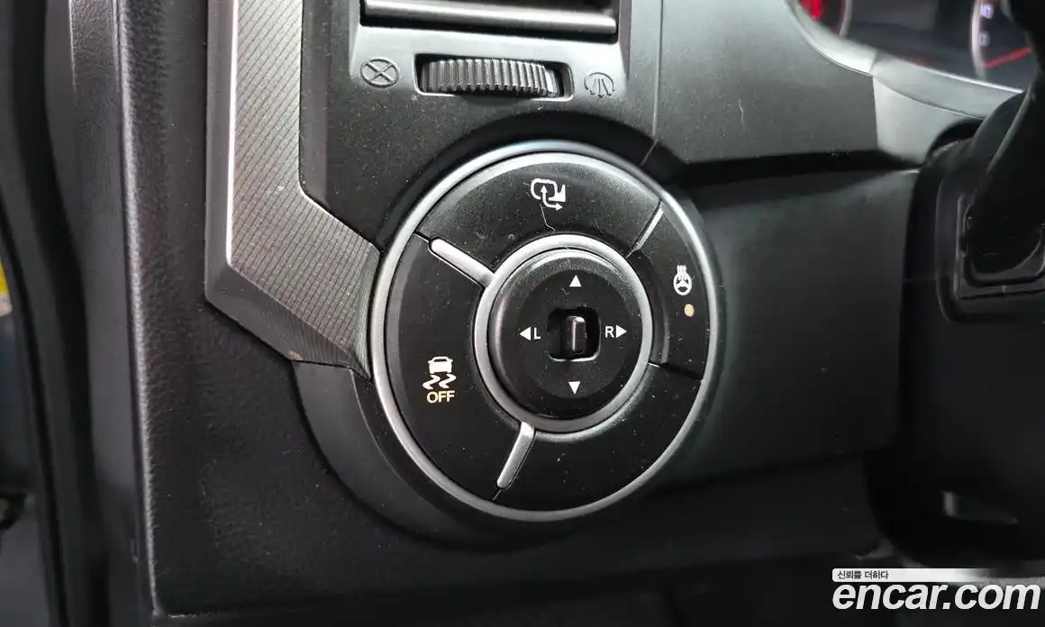 SsangYong Korando 2014 2.0 Автомат в Москве № 29963, фото 16