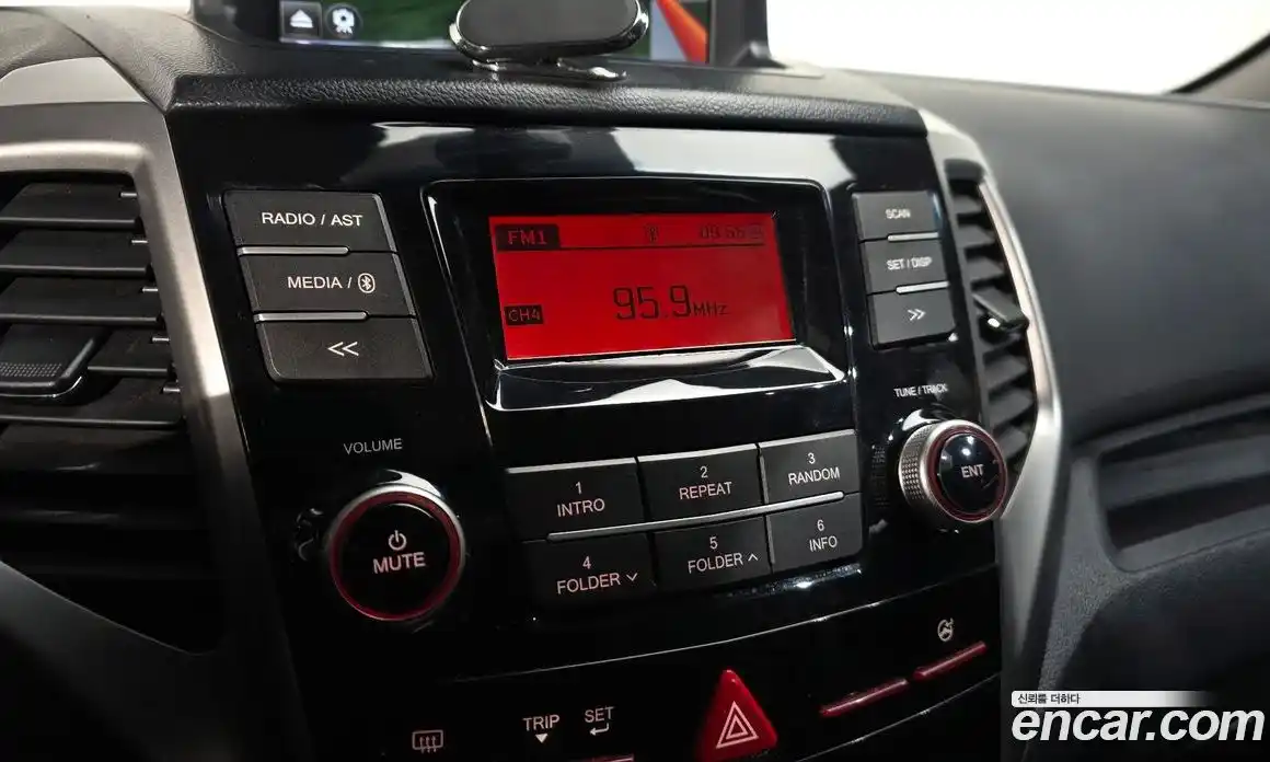 SsangYong TIBOLI 2016 1.6 Автомат в Москве № 30066, фото 9