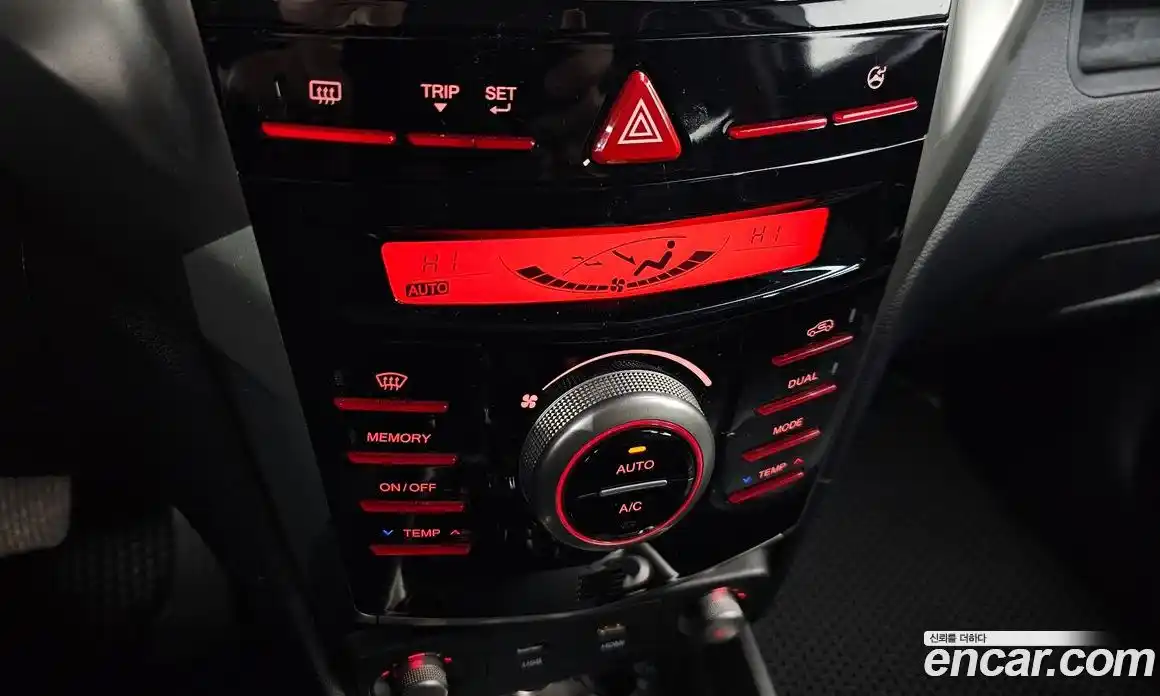 SsangYong TIBOLI 2016 1.6 Автомат в Москве № 30219, фото 13