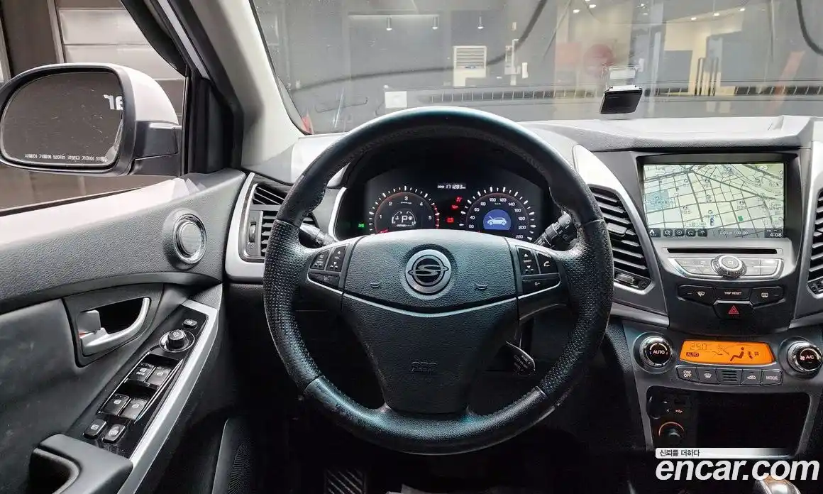 SsangYong Korando 2015 2.0 Автомат в Москве № 30468, фото 15