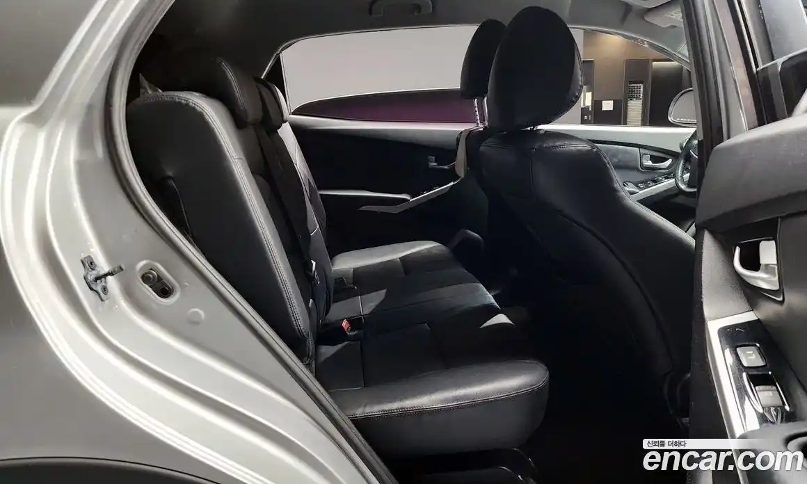 SsangYong Korando 2015 2.0 Автомат в Москве № 30468, фото 16