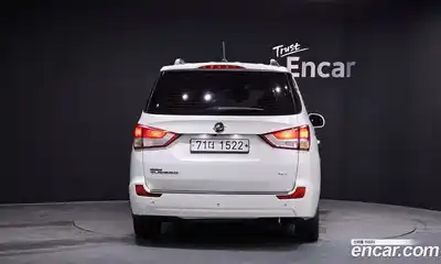 SsangYong Korando 2015 2.0 Автомат в Москве № 30974, миниатюра 3