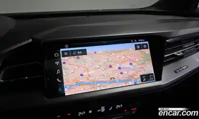 Audi Q4 e-tron 2023 0.2 Автомат в Москве № 311712, миниатюра 12