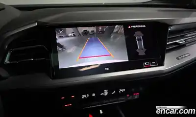 Audi Q4 e-tron 2023 0.2 Автомат в Москве № 311712, миниатюра 10