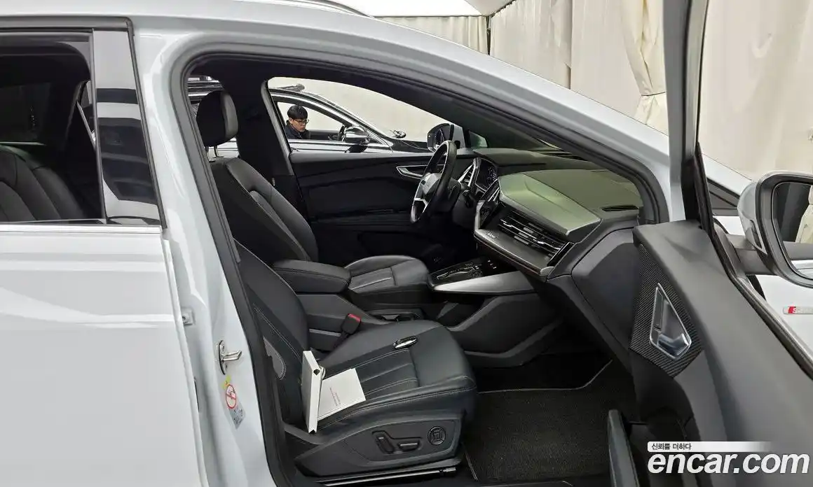 Audi Q4 e-tron 2022 0.2 Автомат в Москве № 311864, фото 14