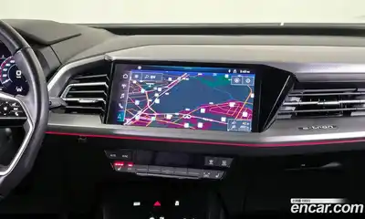 Audi Q4 e-tron 2022 0.2 Автомат в Москве № 311864, миниатюра 6