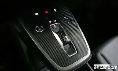 Audi Q4 e-tron 2022 0.2 Автомат в Москве № 311864, миниатюра 8