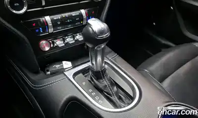 Ford Mustang 2020 5.0 Автомат в Москве № 313706, миниатюра 6