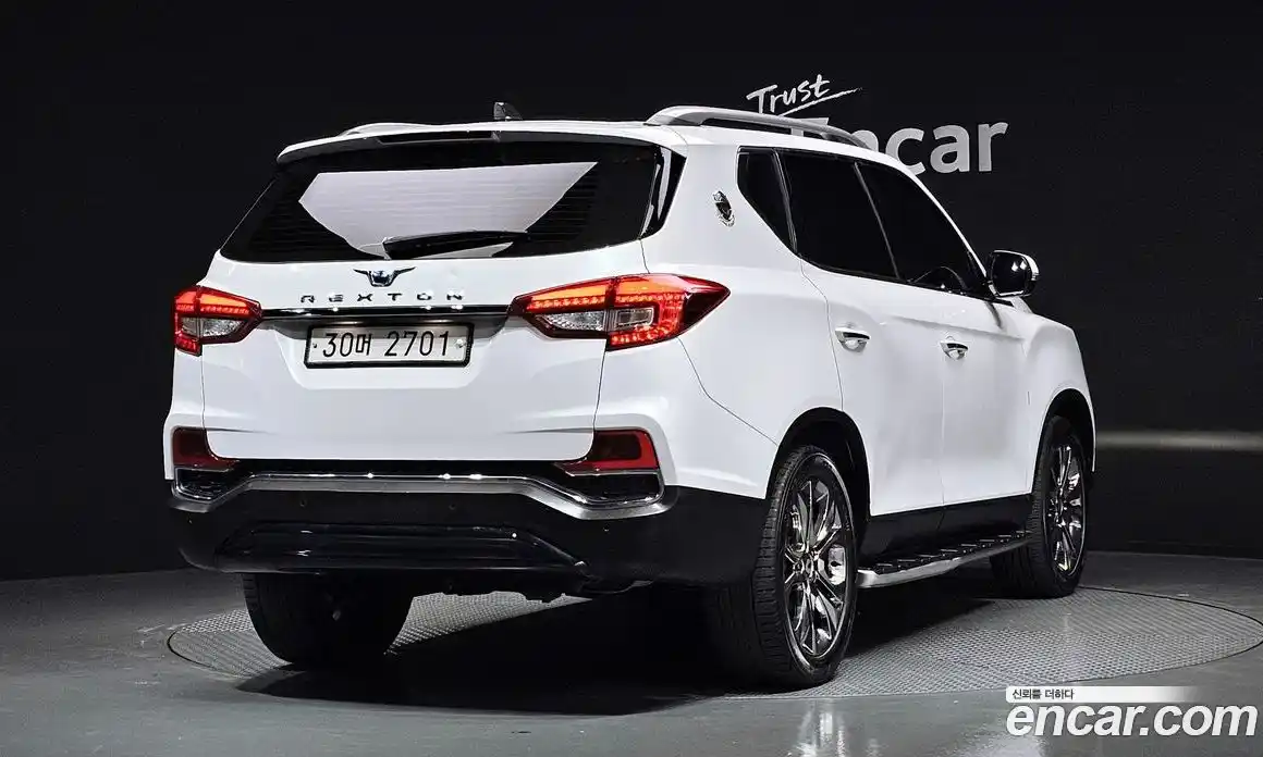 SsangYong Rexton 2018 2.2 Автомат в Москве № 31483, фото 9